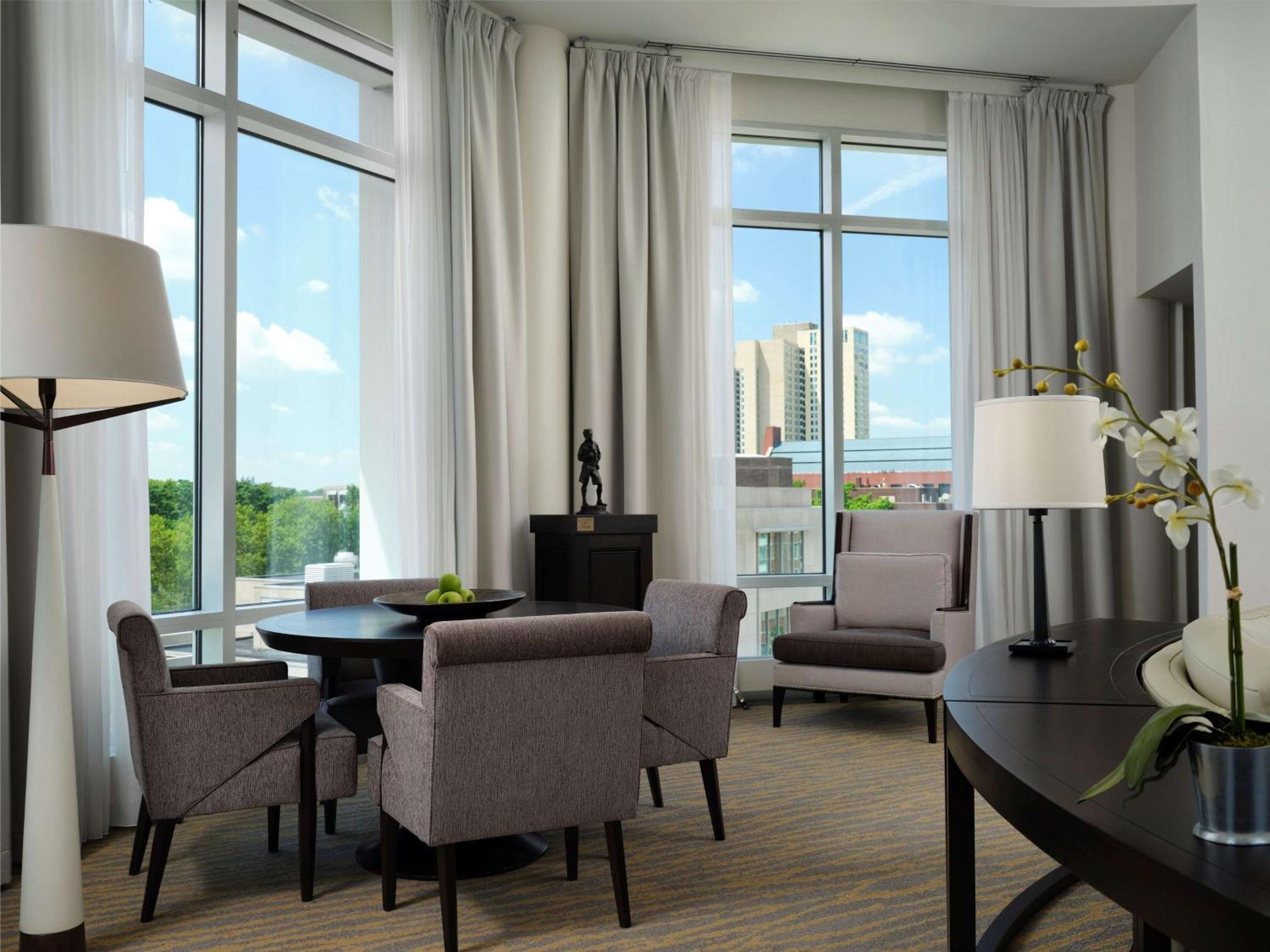 The Inn At Penn, A Hilton Hotel Filadelfia Exterior foto