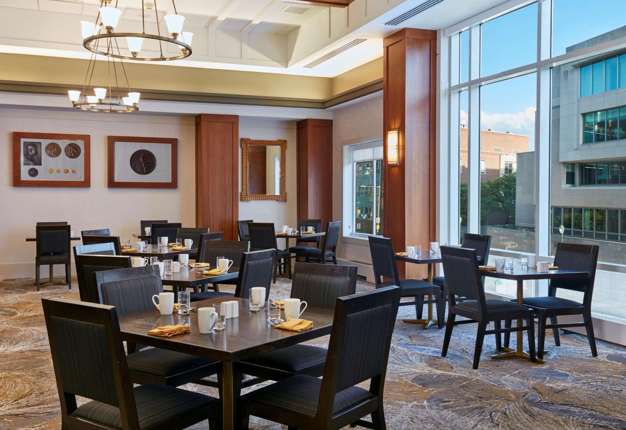 The Inn At Penn, A Hilton Hotel Filadelfia Exterior foto